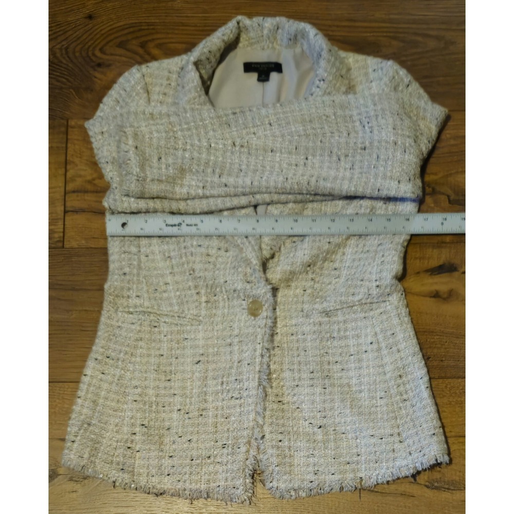 Women's‎ Ann Taylor Blazer One Button Lined Jacket With Frayed Hem Beige Size 2P - Picture 4 of 10